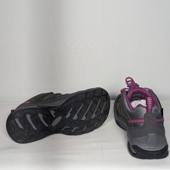 NEW Keen Womens Circadia Low Height Leather Waterproof Hiking Shoes Sz 8.5 grey - Picture 3 of 4